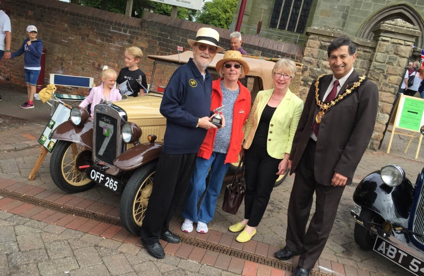Maggie with the Mayor of Erewash & Exhibitors at this years festival